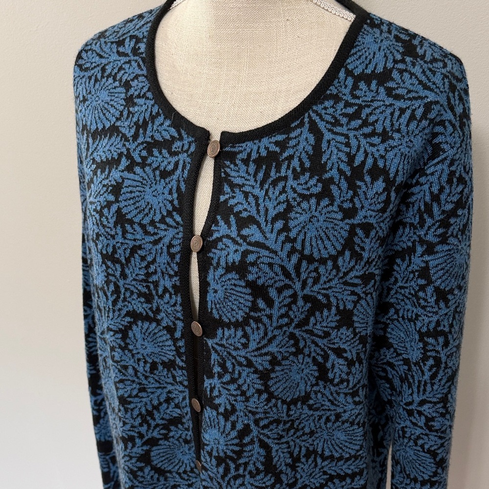 NorthStyle Black & Blue Floral Knit Cardigan Sweater - Picture 3 of 7
